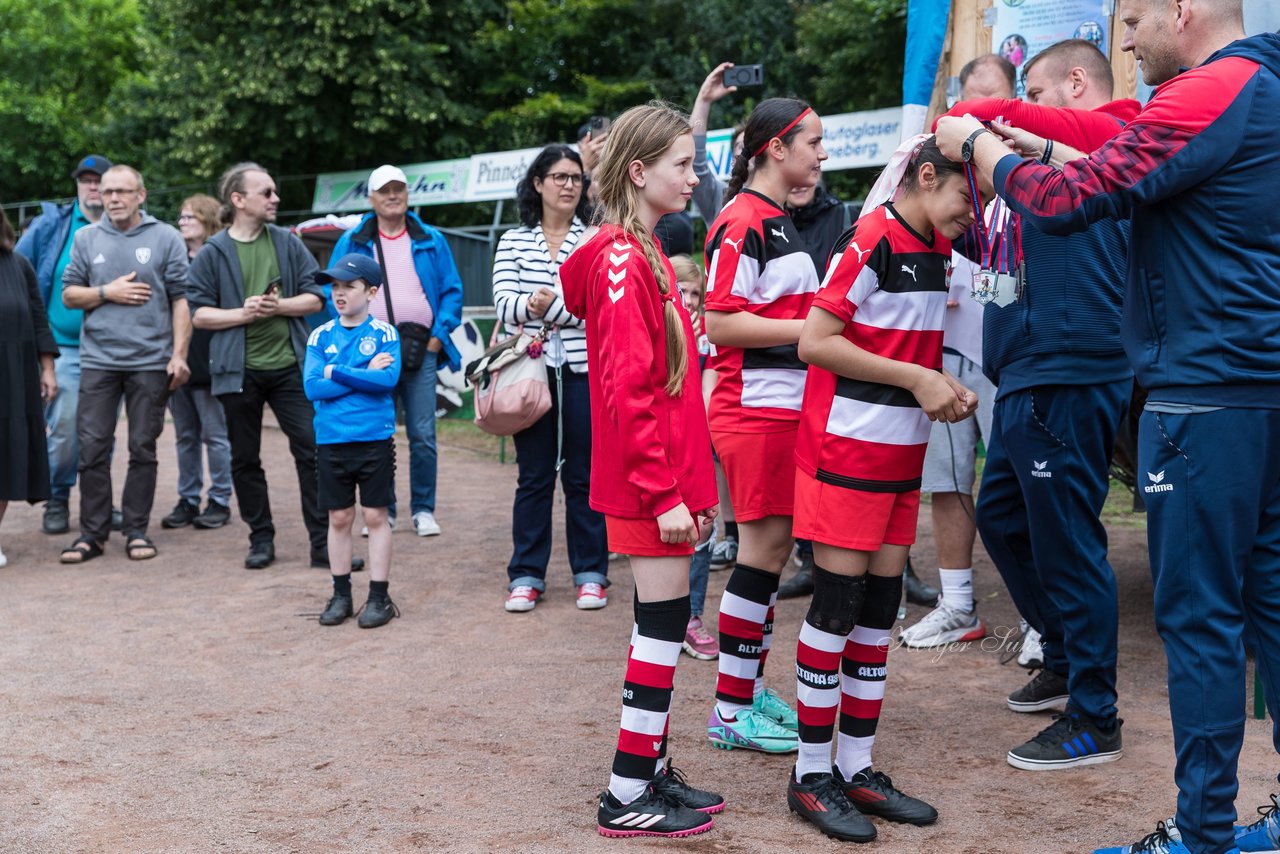 Bild 233 - Loewinnen Cup